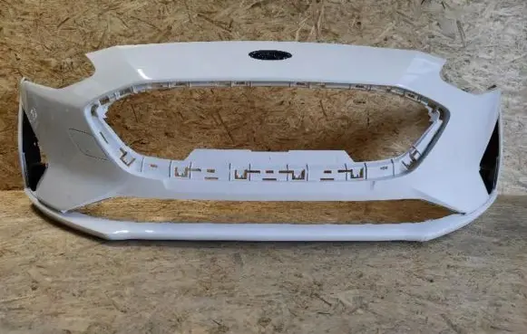 Ford Focus Front bumper JX7B17757A
