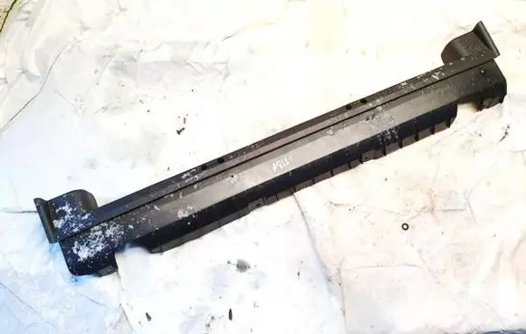Toyota Avensis T270 Other trunk/boot trim element 6427105040 64271-05040