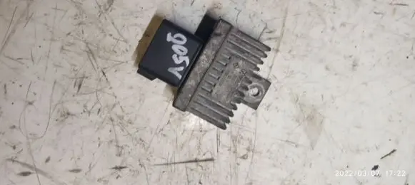 Glow plug pre-heat relay