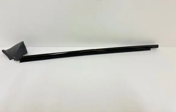 BMW 1 E82 E88 Rubber seal rear door window/glass 7165002 51377165002 11218910GE