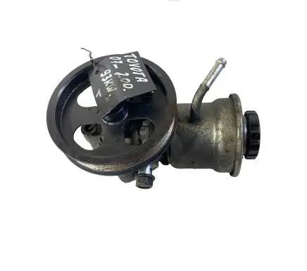 Toyota Avensis T250 Power steering pump