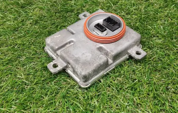 Audi Q5 SQ5 Headlight ballast module Xenon 8K0941597