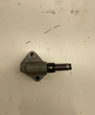 Volkswagen Golf VII Timing belt/chain tensioner 06K109467it
