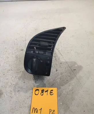 BMW 3 E36 Dashboard side air vent grill/cover trim 284783