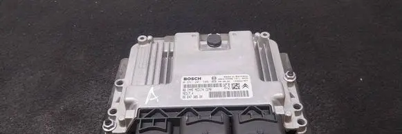 Peugeot 308 Engine control unit/module 9663193680