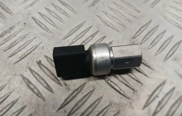 Audi Q7 4L Air conditioning (A/C) pressure sensor 1K0959126E