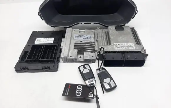 Audi A5 Engine ECU kit and lock set 05L907309S