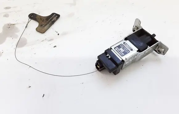 Hyundai Sonata Fuel tank cap lock 957203K000