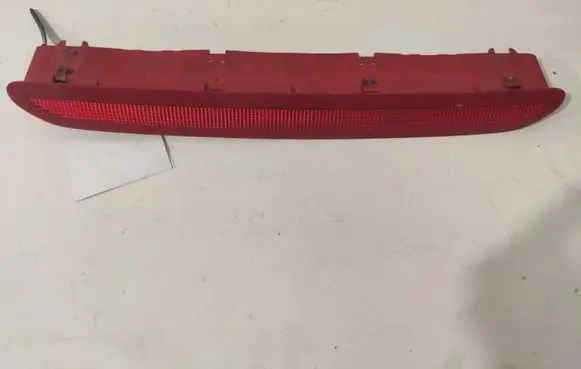 Volkswagen PASSAT B6 Third/center stoplight 1K6945097A