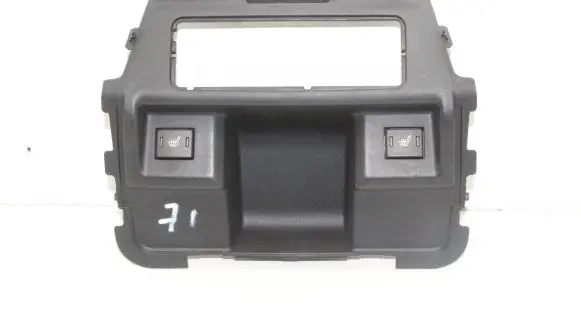 Land Rover Range Rover Sport L320 Seat heating switch FHM500060