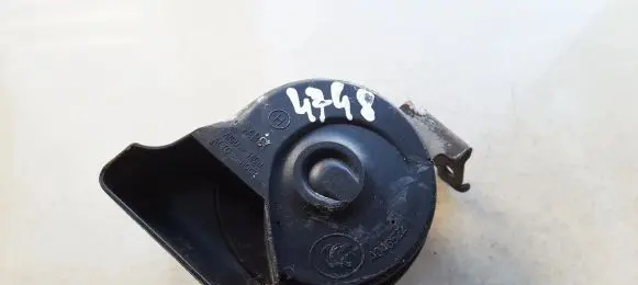 Volkswagen PASSAT B7 Horn signal 3AA951182 A046522