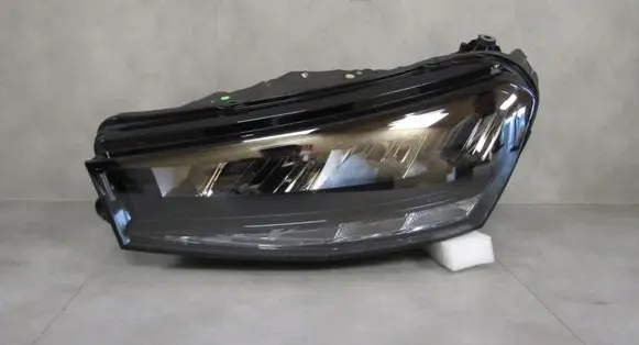 Skoda Fabia Mk4 (6VA) Headlight/headlamp 6VB941015