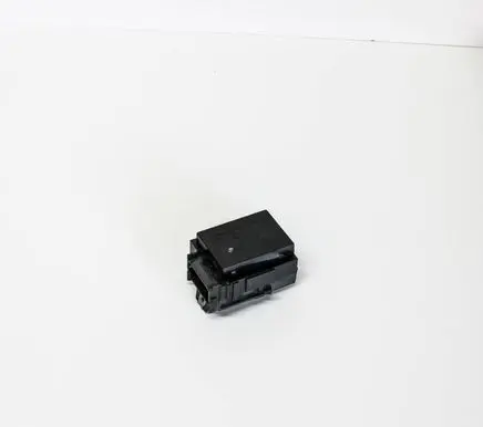 Volkswagen PASSAT B6 Ignition lock 3C0905843R