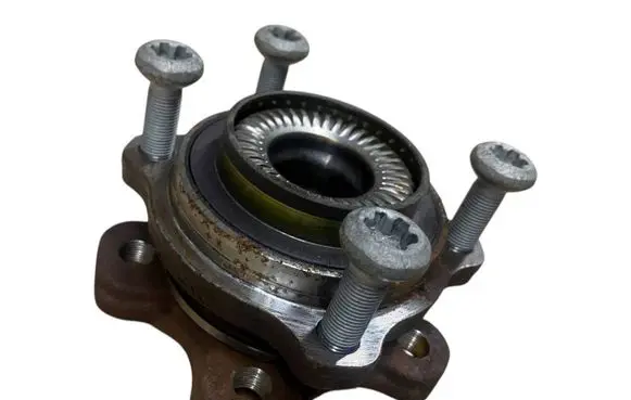 BMW 4 G22 G23 G24 G26 Rear wheel ball bearing 6899174 33406899174