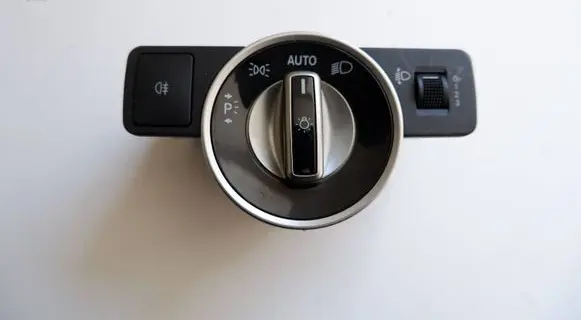 Mercedes-Benz A W176 Light switch A2129050651 10091532