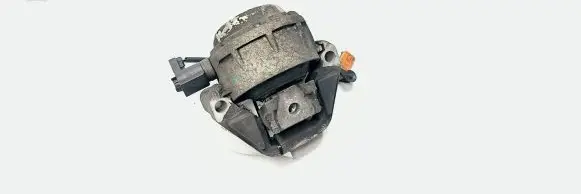 Audi A8 S8 D4 4H Engine mount vacuum valve 