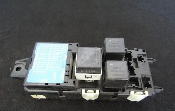 Volvo S40, V40 Fuse box set 30807016