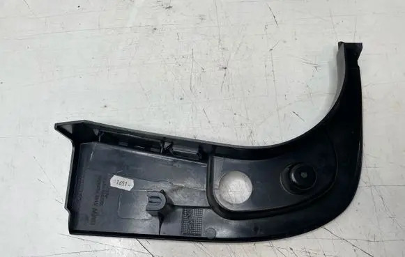 BMW 5 E60 E61 Sill supporting ledge 22339910