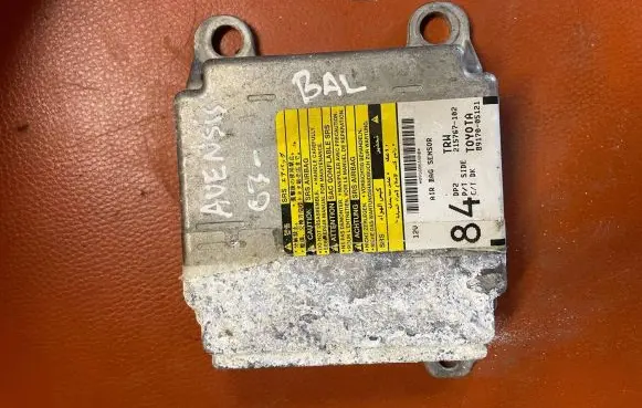 Toyota Avensis T250 Airbag control unit/module 8917005121 09160618NB 215767102