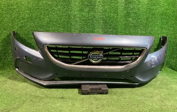 Volvo V40 Front bumper