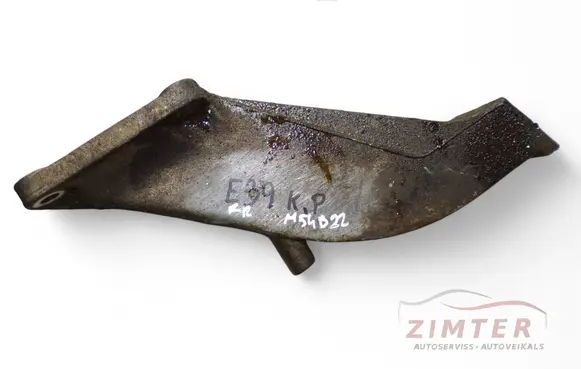 BMW 5 E39 Engine mounting bracket M54B22