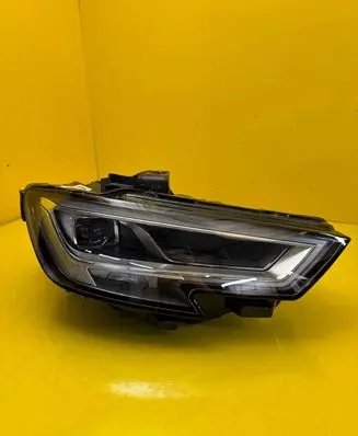 Audi A3 S3 8V Headlight/headlamp 8V0941036