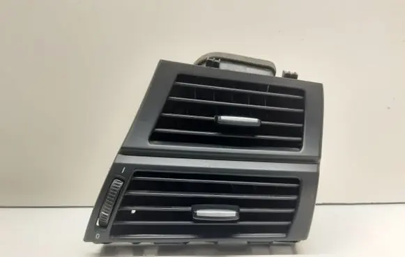 BMW X5 E70 Dashboard side air vent grill/cover trim 7161804 0117800