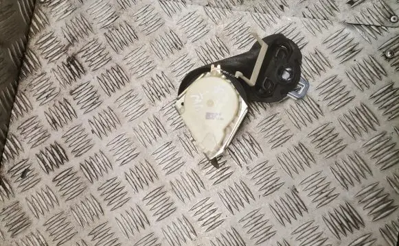 Volkswagen Touran I Third row seat belt 1t0857811c