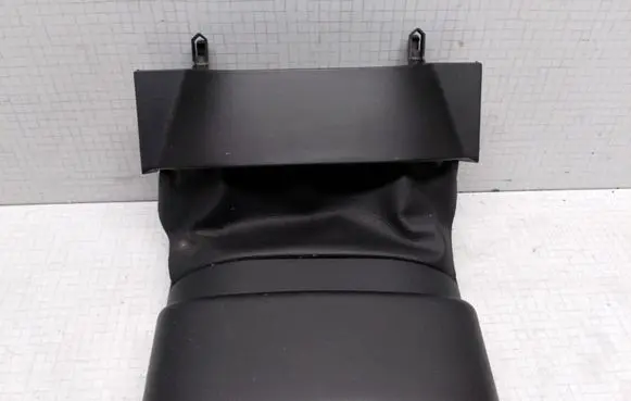 Steering wheel column trim