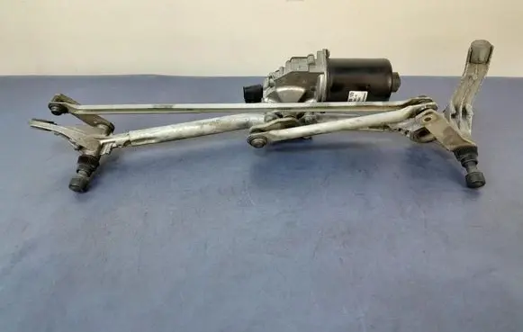 BMW 3 E90 E91 Front wiper linkage and motor 404959