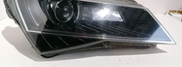 Skoda Superb B8 (3V) Headlight/headlamp 05347