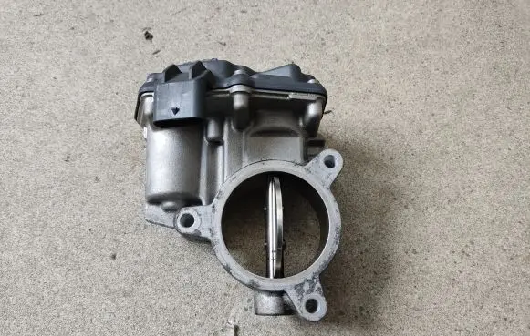 Mercedes-Benz E W213 Throttle valve A6540900070