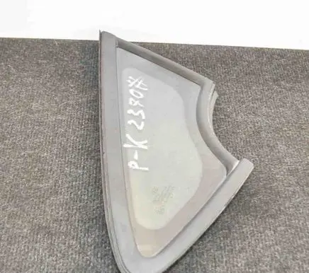 KIA Ceed Front triangle window/glass 