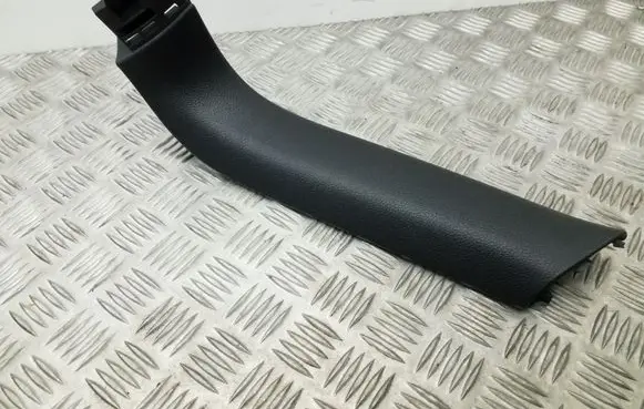 Volkswagen Sharan Tailgate/trunk side cover trim 7N0867704