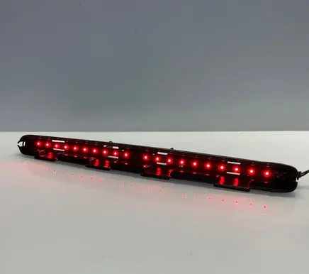Mercedes-Benz E W211 Third/center stoplight