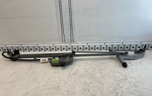 Ford C-MAX II Front wiper linkage and motor W16333