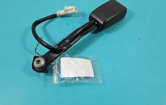 Ford Mustang V Front seatbelt 0140321582 IMPRK1463446