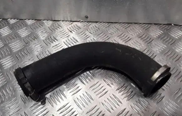 Volvo V50 Intercooler hose/pipe