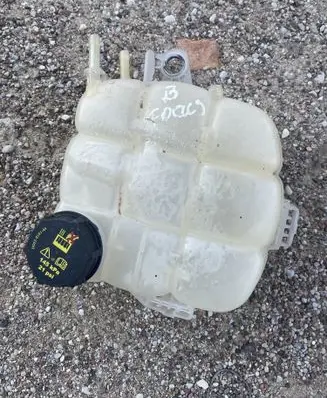 Ford Focus Coolant expansion tank/reservoir QSSDS
