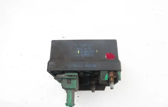 Ford Fiesta Glow plug pre-heat relay 9639912580