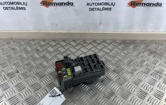 Honda CR-V Fuse module S9AS03000