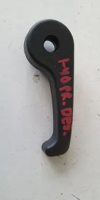 Hyundai i40 Engine bonnet (hood) release handle