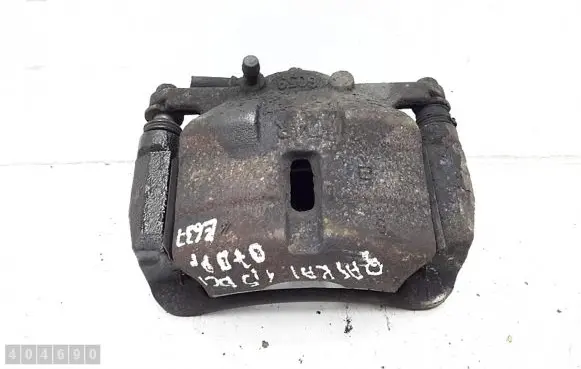 Nissan Qashqai Front brake caliper