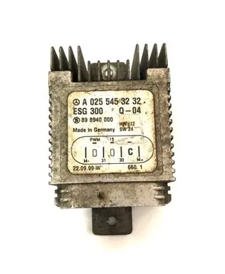 Mercedes-Benz A W168 Coolant fan relay A0255453232