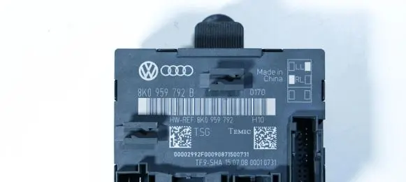Audi A4 S4 B8 8K Door control unit/module 8K0959792B