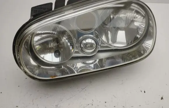 Volkswagen Golf IV Headlight/headlamp 1J1941015B