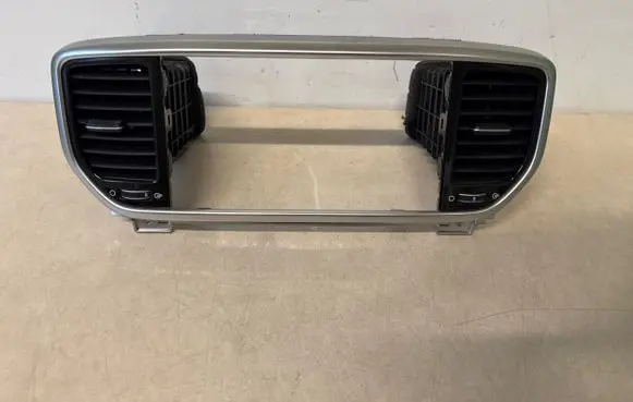 KIA Sportage Dash center air vent grill 97420f1aa0 97410f1aa0