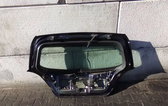 Opel Astra H Tailgate/trunk/boot lid