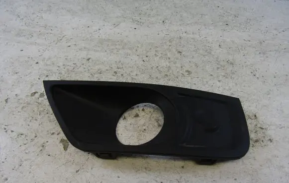 Renault Master III Front fog light trim/grill 263360029R