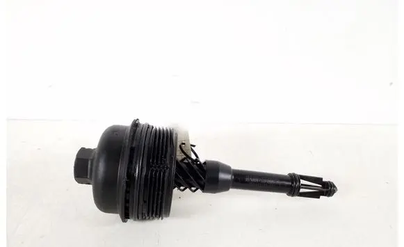 Mercedes-Benz C W205 Oil filter cover A2701800910